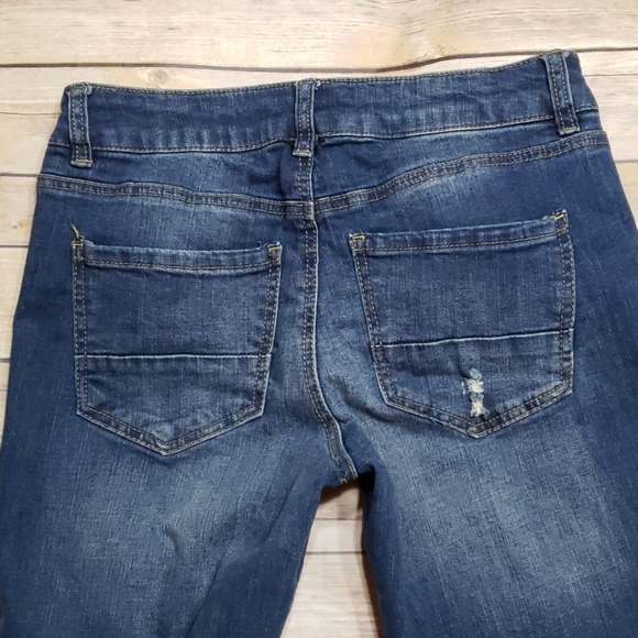 Ripped skinny jeans - Picture 2 of 4